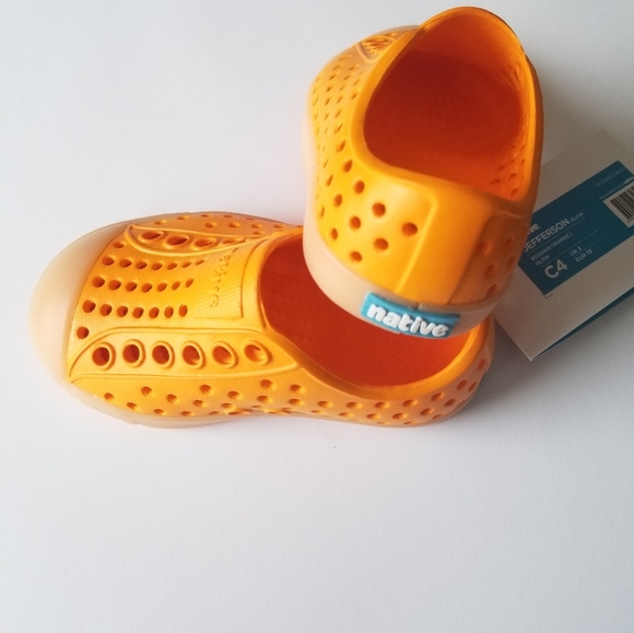 Native Jefferson Glow Child Slip On Sneaker C4 - Picture 3 of 9